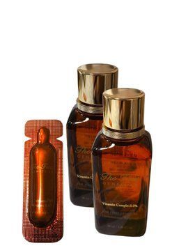 ohui The First Geniture Genummune Ampoule: Премиальный концентрат для глобальной ревитализации 338 фото