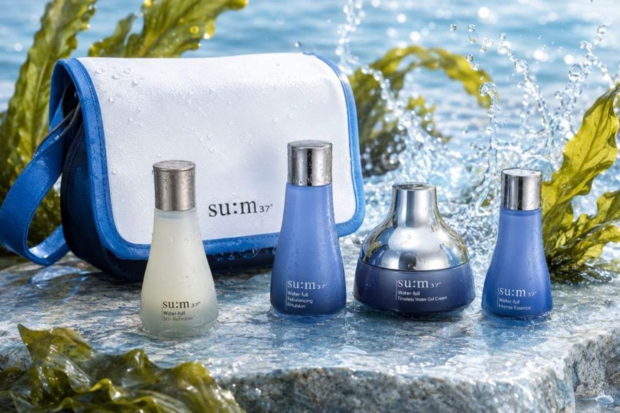 Набор с косметичкой увлажняющий Su:m37&deg; water-full best travelers special set  155 фото