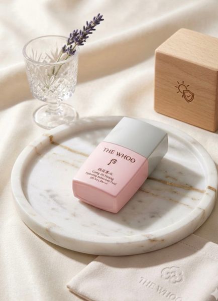 Сонцезахисний флюїд The Whoo Gong Jin Hyang Hydrating Sunscreen Fluid 368 фото