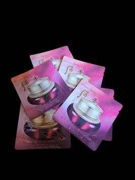 Інтенсивний бальзам-крем із червоної лінії The History of Whoo Jinyulhyang Intensive Revitalizing Cream 223 фото
